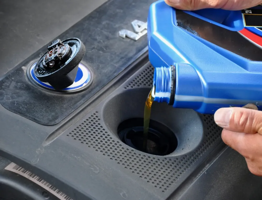 remplissage huile moteur